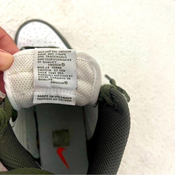 Nike Dunk High (PS) Casual Kids Size 12.5C Shoe White Cargo Khaki DD2314-105 EUC - Picture 7 of 8